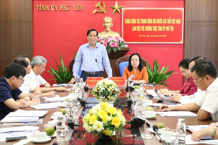 Đoàn công tác Trung ương Hội NCT Việt Nam làm việc với Thường trực Tỉnh ủy Phú Yên: Tỉnh Phú Yên sẽ ban hành chỉ thị về công tác người cao tuổi